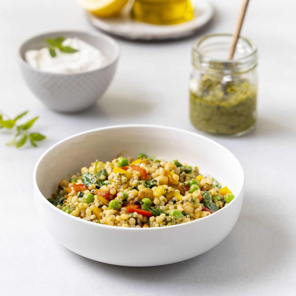 Κους κους με λαχανικά και πέστο δυόσμου
