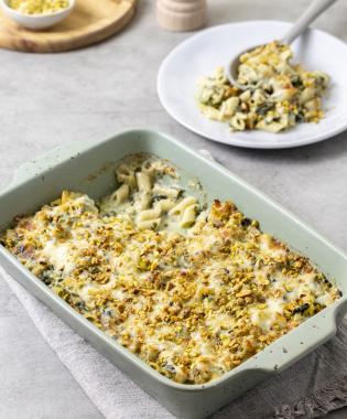 Πένες με σπανάκι και κρέμα τυριών στον φούρνο